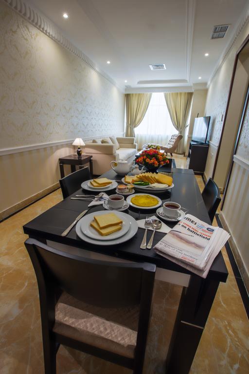Aparthotel Sara Plaza (Adults Only) Kuwait City Zimmer foto